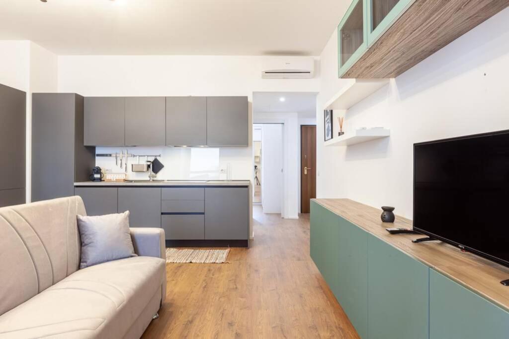 Lazzi - A.C. - Wi-Fi - Flexyrent Apartment Milano Exterior foto